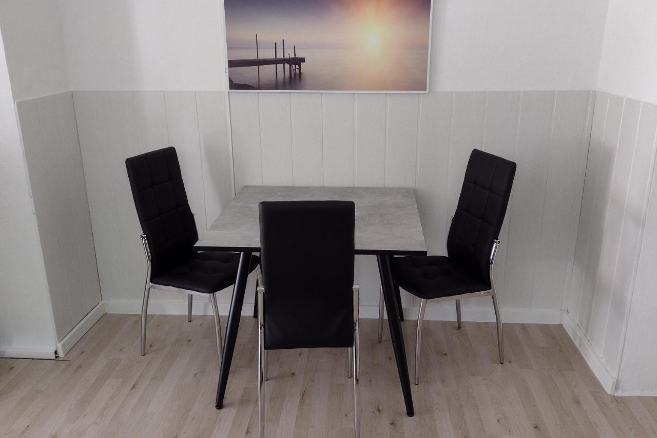 Kleines Gemuetliches Apartment In Zentraler Lage Prien am Chiemsee Kültér fotó